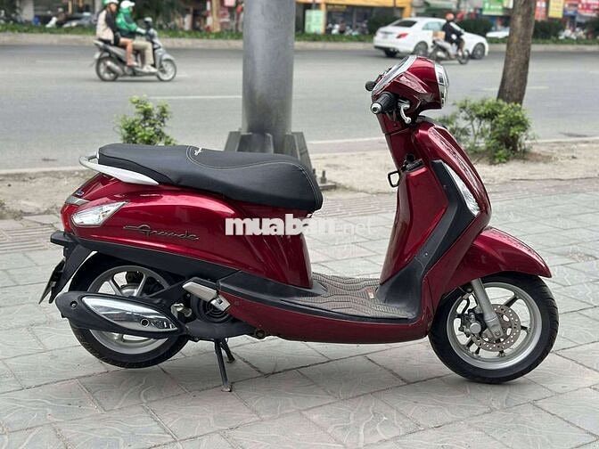 Yamaha Grande Đỏ Sài Gòn