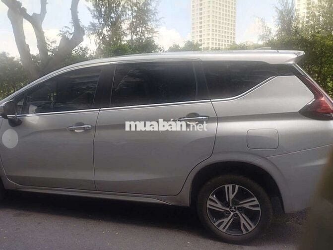 Mitsubishi Xe ô tô Tự động Bạc