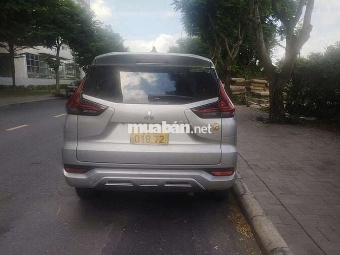 Mitsubishi Xe ô tô Tự động Bạc