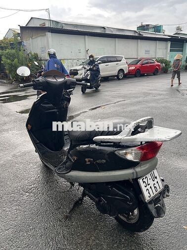 Suzuki Sapphire Xe tay ga Đen Bạc