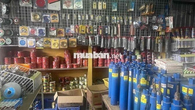 minh Hưng cần tuyển lao động nam đi làm luôn