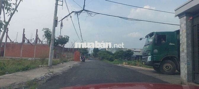 Cần bán gầp lô đầt Đường PVH .Xuân thới thương Hóc Môn.DT 5,6 x14,5 .