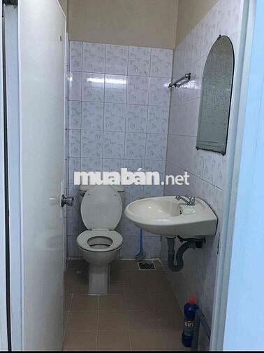 2tr5 Phòng trống, không nội thât