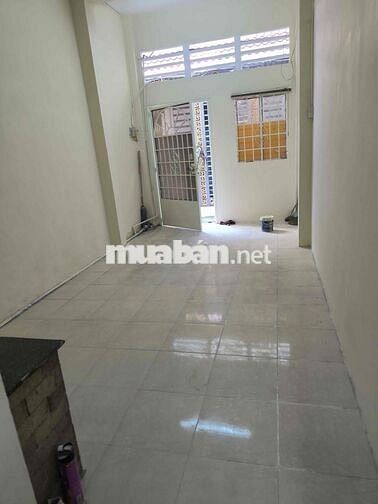 nhà thuê 504// bà hạt p8 q10 DT 54m giá 8tr
