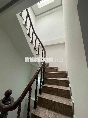 HẺM BÙI QUANG LÀ GIÁ THUÊ 18tr
