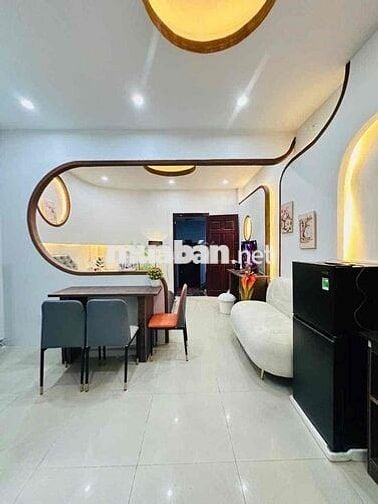 SIÊU HIẾM CĂN HỘ TÁCH BẾP BAN CÔNG FULL NỘI THẤT