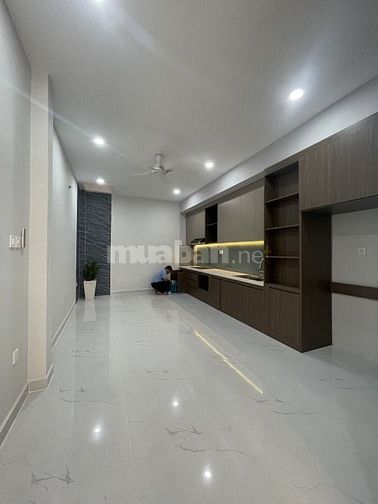 Bán nhà mới xây hẻm nhựa ô tô khu Vip Bàu Cát 