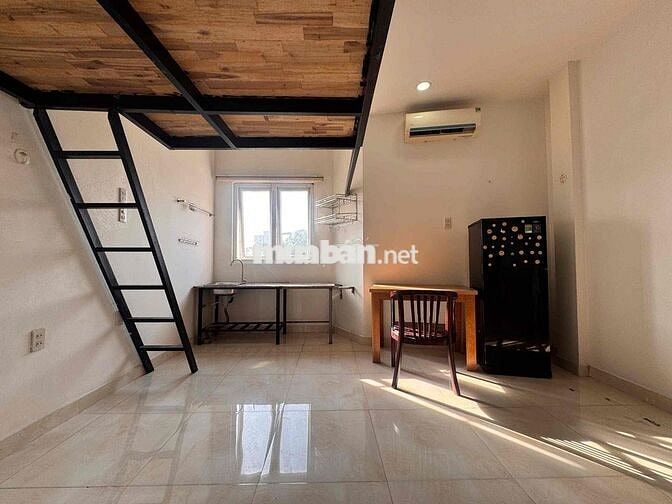 phòng Gác cửa sổ sáng thoáng , Sát bên dh sư phạm , Nguyễn Tri phương