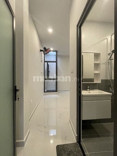 Bán nhà mới xây hẻm nhựa ô tô khu Vip Bàu Cát 
