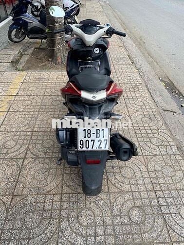 Yamaha NVX 155 Đỏ trắng đen