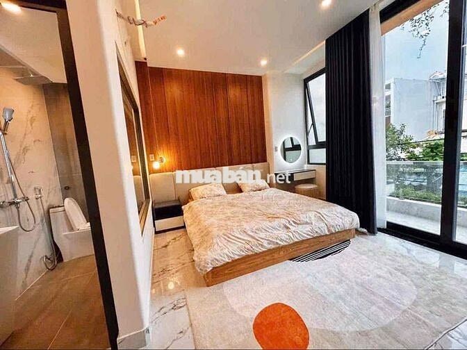 CHO THUÊ NHÀ 3 TẦNG HOÀ MINH, NGAY BIỂN, FULL NỘI THẤT, OTO ĐẬU CỬA