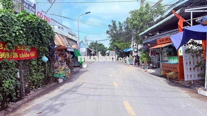 Chủ Ngộp Giảm Mạnh! Nhà Mặ/t Tiề/n 209m² + 8 Phòng Trọ Chỉ 6,9 Tỷ