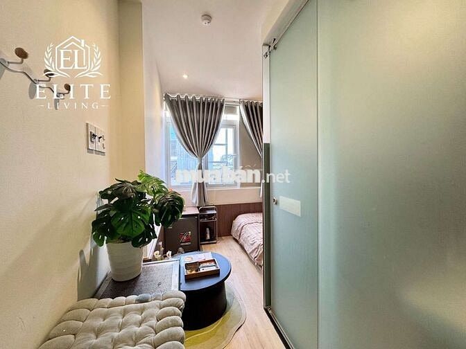Phòng full nội thất có thang máy ngay trung tâm Quận 10 