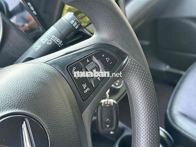 VinFast Fadil Base 2021 Đỏ 76000 km