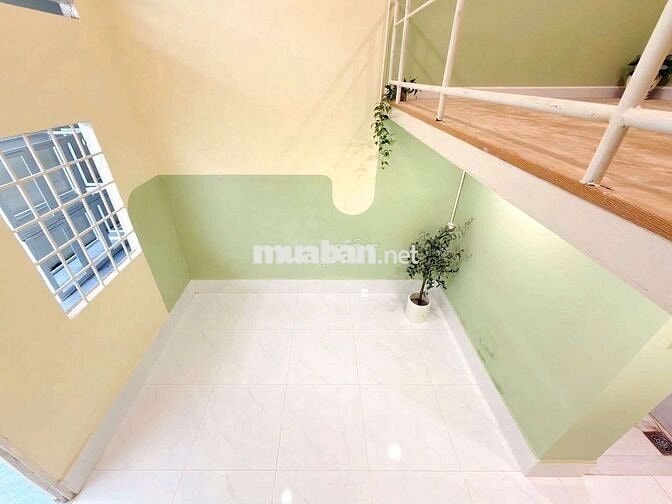 PHÒNG GÁC CAO RỘNG THOÁNG GIÁ RẺ GẦN NGÃ TƯ THỦ ĐỨC PHẠM VĂN ĐỒNG UTE
