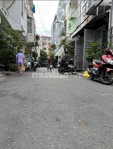 Bán gấp nhà:4(nở hậu:4,3)x16,4lầu mặt tiền hẻm(5m),đ. Bắc hải,Q10,HCM