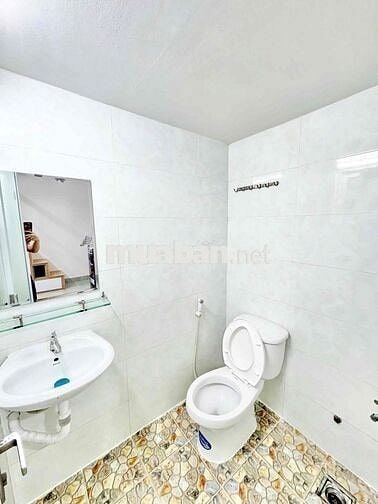 Căn Hộ Dịch Vụ Duplex Full nội thất. Mặt tiền đường số 49 Tân Quy