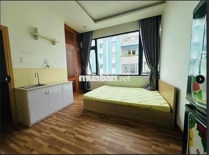 Trống phòng studio Địa chỉ: 95 Hoàng Bích Sơn(Gần cầu Sông Hàn, 300m r