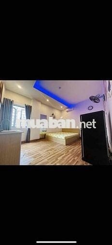 Trống phòng studio Địa chỉ: 95 Hoàng Bích Sơn(Gần cầu Sông Hàn, 300m r