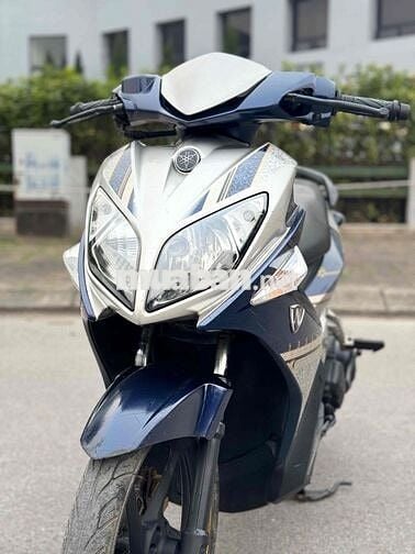 Yamaha Nouvo LX Xanh bạc tiết kiệm xăng