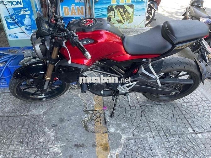 Honda CB150R Đỏ Xe côn tay
