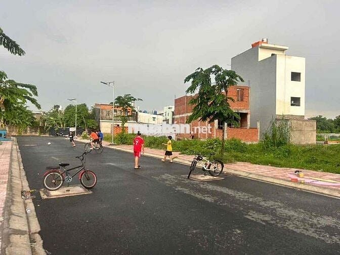 Đất 5x17m, Shr Mt Nhựa 13m Có Vỉa Hè 1/ Bùi Thị Lùng Gần Chợ Hơc Môn