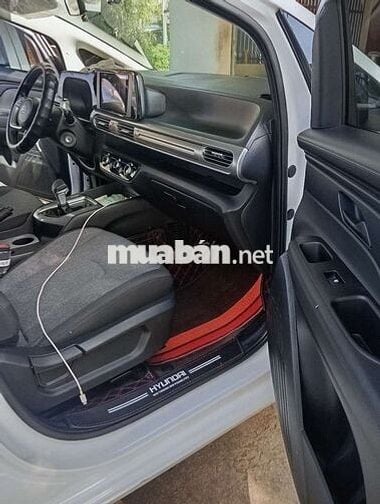 Hyundai Stargazer Tiêu chuẩn 2025 Trắng