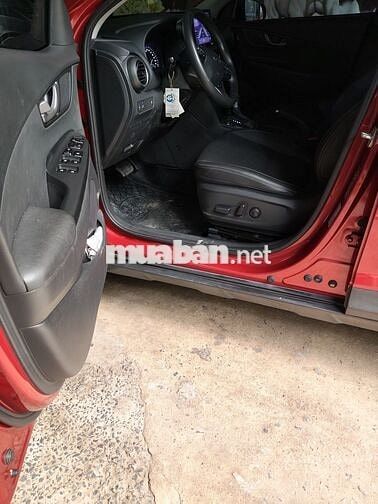 Hyundai Kona Đặc biệt 30.000 km Đỏ