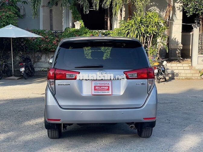 Toyota Innova 2.0E 2017 Bạc Số sàn, bảo hành 1 năm