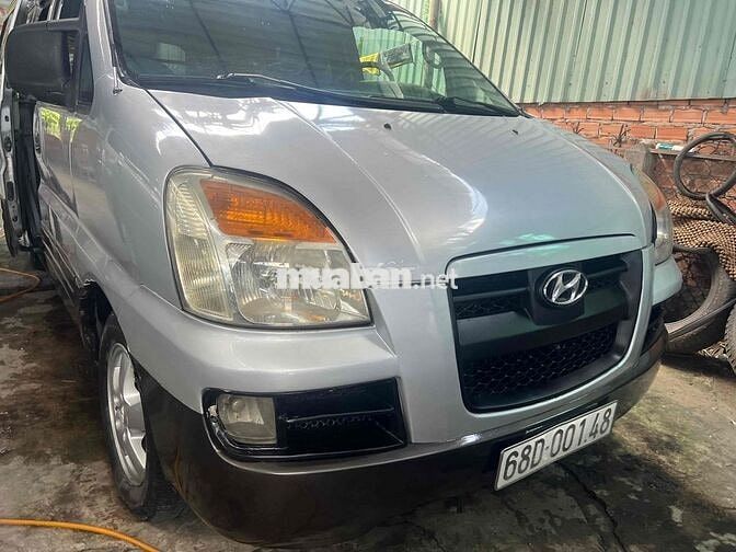 Hyundai Starex 2004 Dầu Tự động Bạc