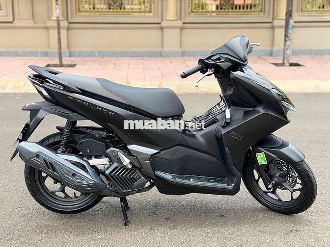 Chính chủ AB 160 ABS Đen 999 Km - Vừa mua mới ạ