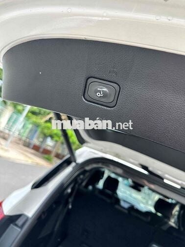 Ford Everest Titanium 2021 4X2 AT Trắng