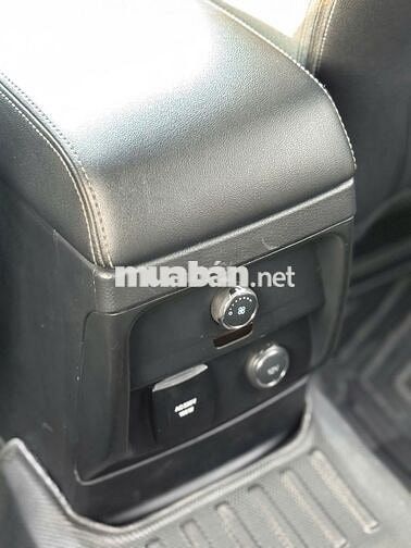 Ford Everest 2019 2.0 Biturbo Titanium Đen