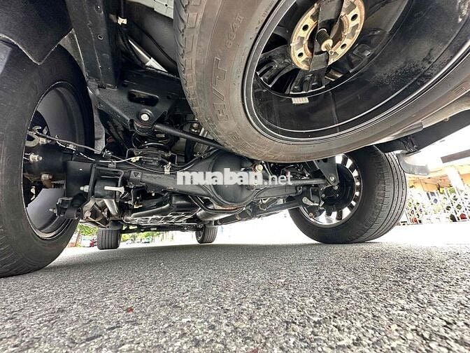 Ford Everest Titanium 2021 4X2 AT Trắng