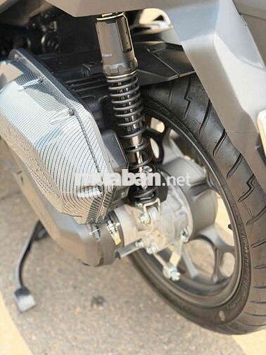 Chính chủ AB 160 ABS Đen 999 Km - Vừa mua mới ạ