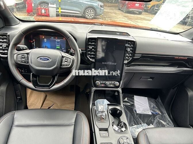 Ford Ranger Wildtrak 3.0L V6 Cam Ghế da