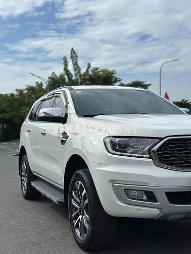 Ford Everest Titanium 2021 4X2 AT Trắng