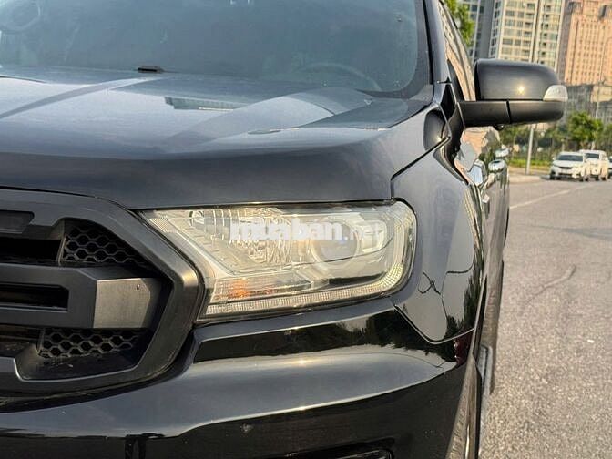Ford Everest 2019 2.0 Biturbo Titanium Đen
