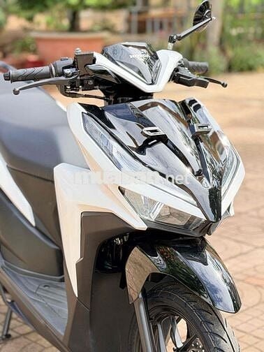 Honda Vario 125 2021 Trắng đen 13.000 km