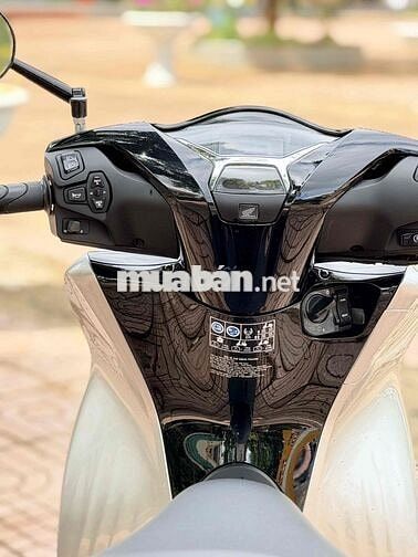 Honda SH 150i 2022 Bạc