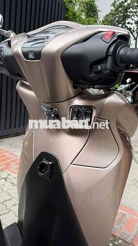 Honda SH 350i 2022