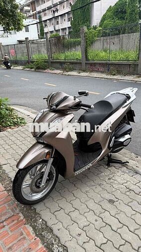 Honda SH 350i 2022