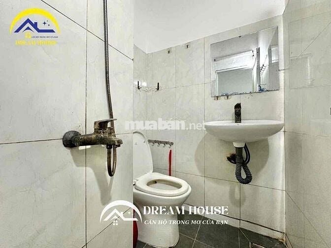 Phòng Trọ 1 Người Sẵn Máy Lạnh Gần Vòng Xoay Lê Đại Hành