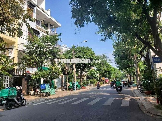 CHO THUÊ NHÀ VĂN PHÒNG QUẬN 7, 5PN+6WC TRỆT LỬNG 2 LẦU 45 TRIỆU/THÁNG