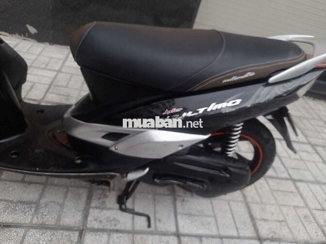Xe Miô mầu đen đòi  2010 bstp 