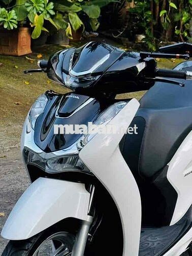 Honda SH 150i 2022 Trắng đen back 9 chủ