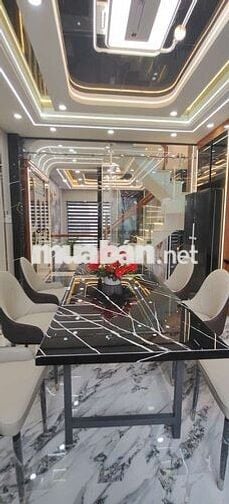 Cần Bán Gầp nhà Đường TTN2 Hẻm xe hơi DT 4,2 x13,5 1 trệt 1Lửng 3 Lầu
