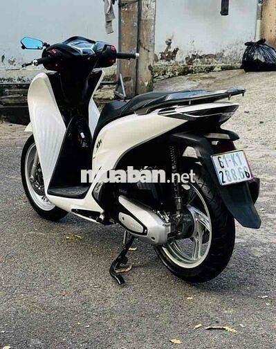 Honda SH 150i 2022 Trắng đen back 9 chủ