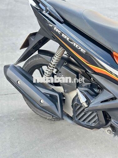 Honda Air Blade Cam đen