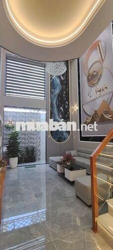 Cần Bán Gầp nhà Đường TTN2 Hẻm xe hơi DT 4,2 x13,5 1 trệt 1Lửng 3 Lầu